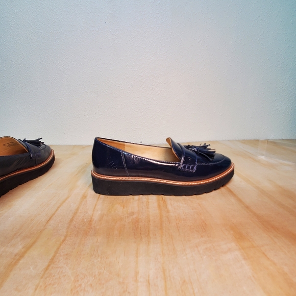 Naturalizer Navy Blue Patent Leather Platform Loafers Size 8 - Picture 15 of 16